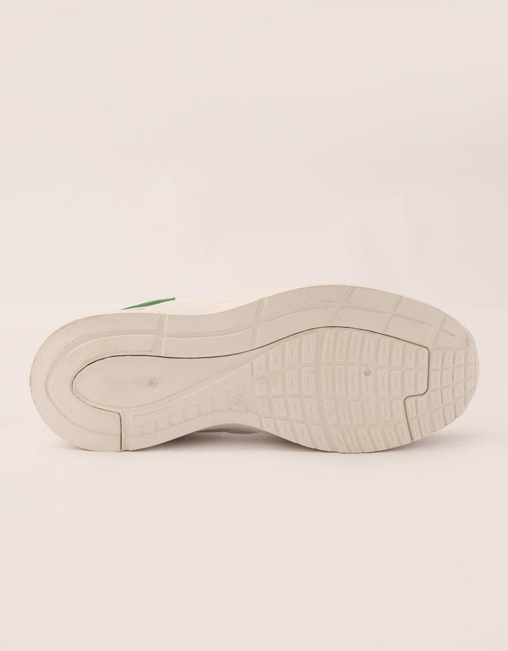 Air Pump Sporty Sneakers - Foorzy